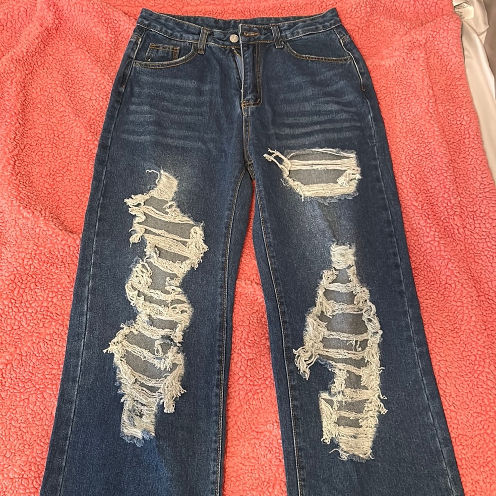 Medium Wash Ripped Jeans, straight leg jeans
